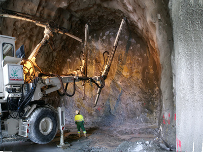 Foration de boulons type swellex