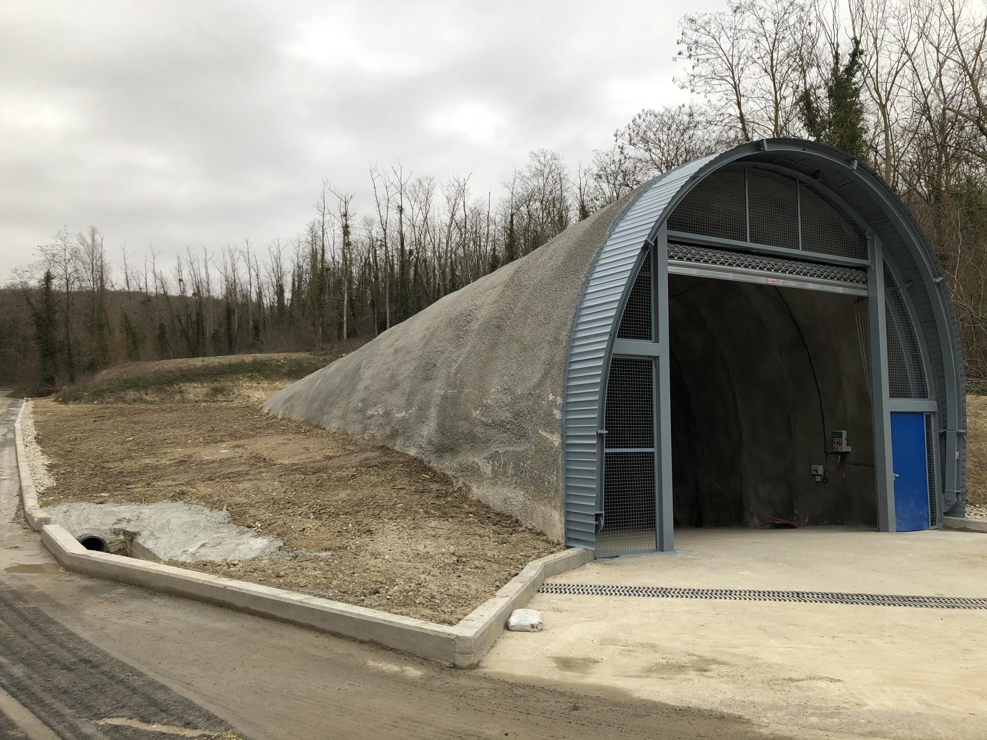 Descenderie en faux tunnel et galerie cintrée